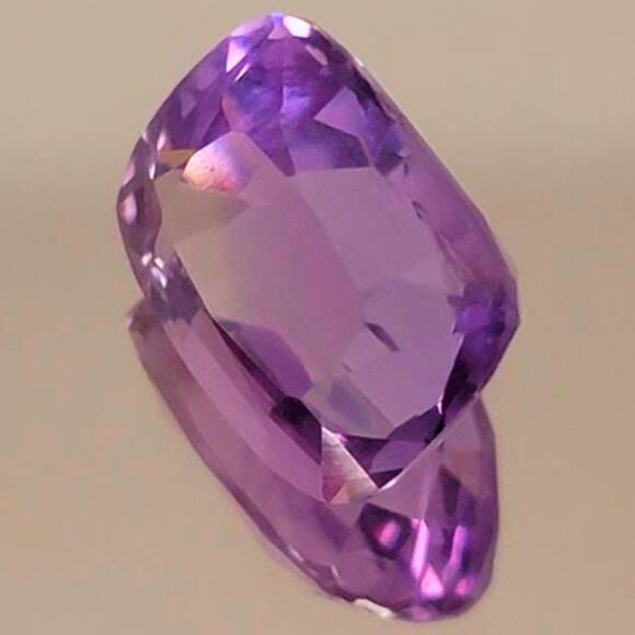 Gorgeous 6+ Carat VVS Cushion Cut Amethyst! - Picture 5 of 6